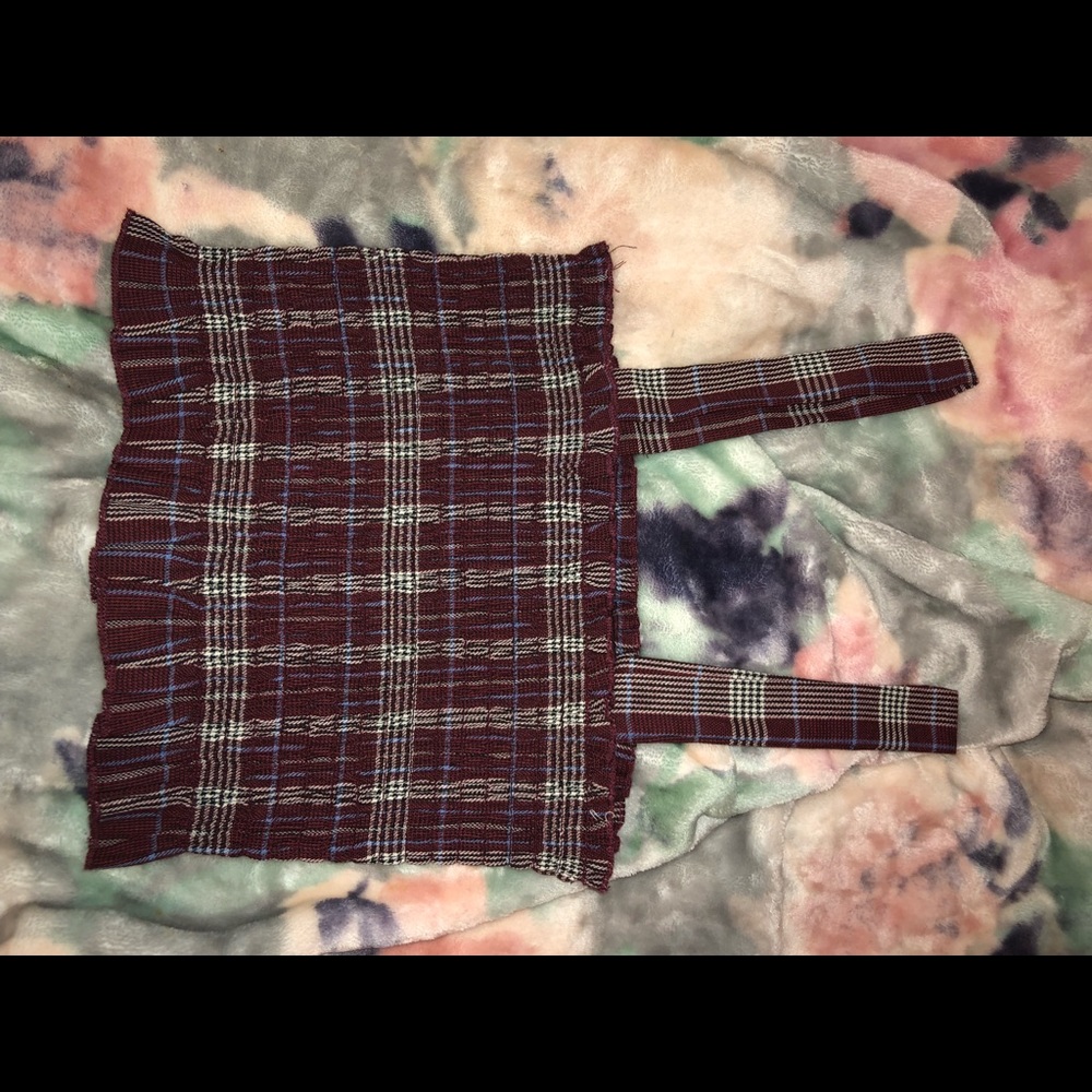 KENDALL & KYLIE crop top never worn